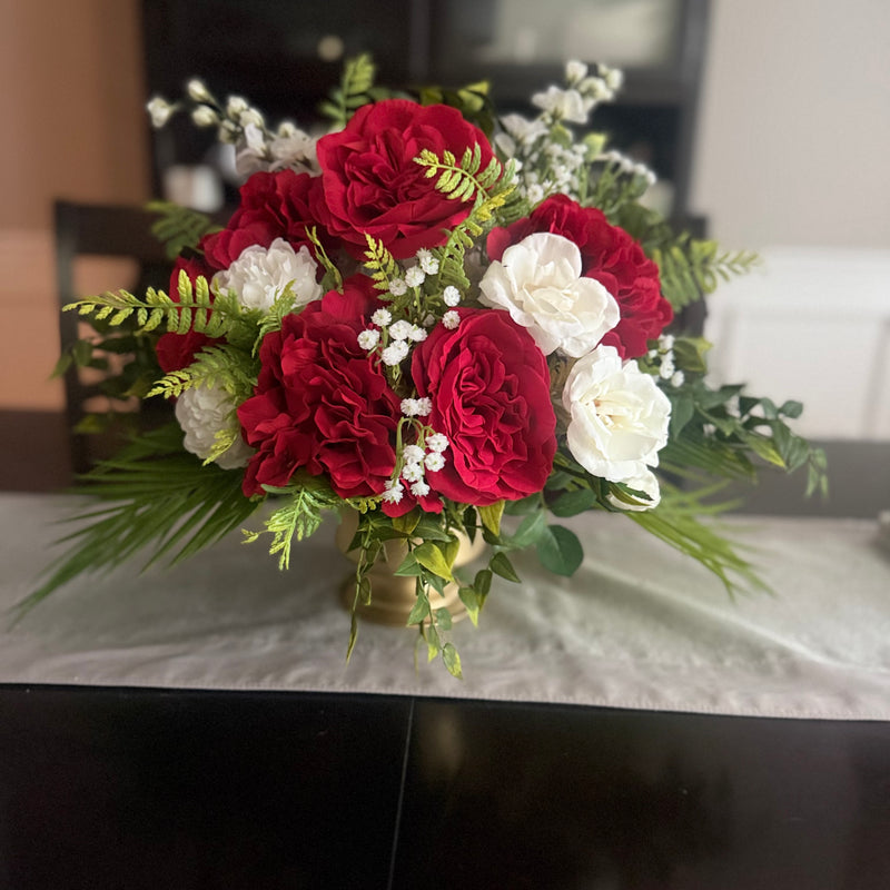 Winter Red Hydrangea and Rose Centerpiece, Floral Arrangement