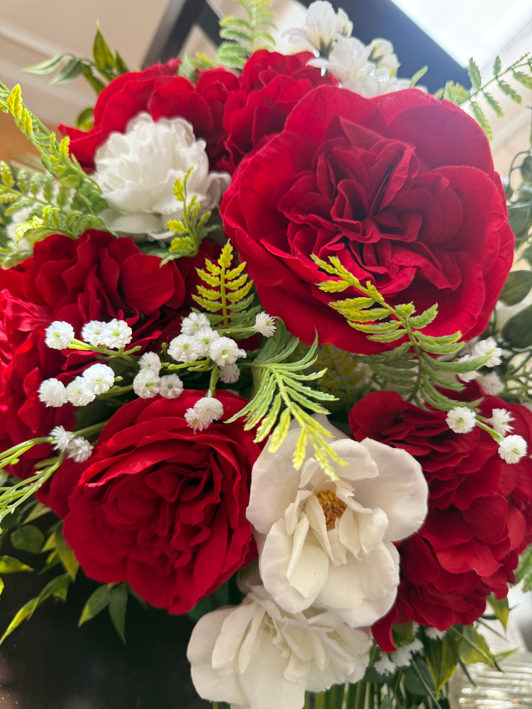 Winter Red Hydrangea and Rose Centerpiece, Floral Arrangement