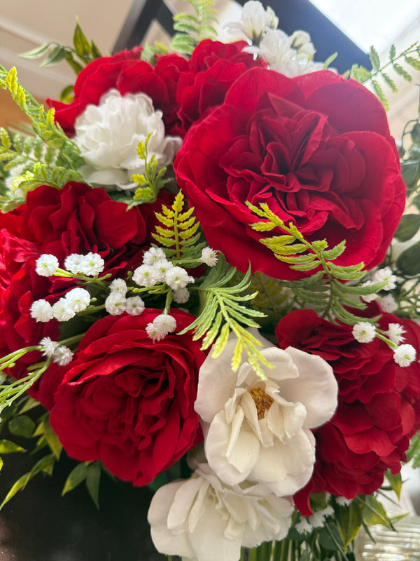 Winter Red Hydrangea and Rose Centerpiece, Floral Arrangement